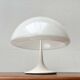 Lampe de table italienne de style mid-century moderne de l'ère spatiale par Luigi Massoni pour Guzzini, années 1960.