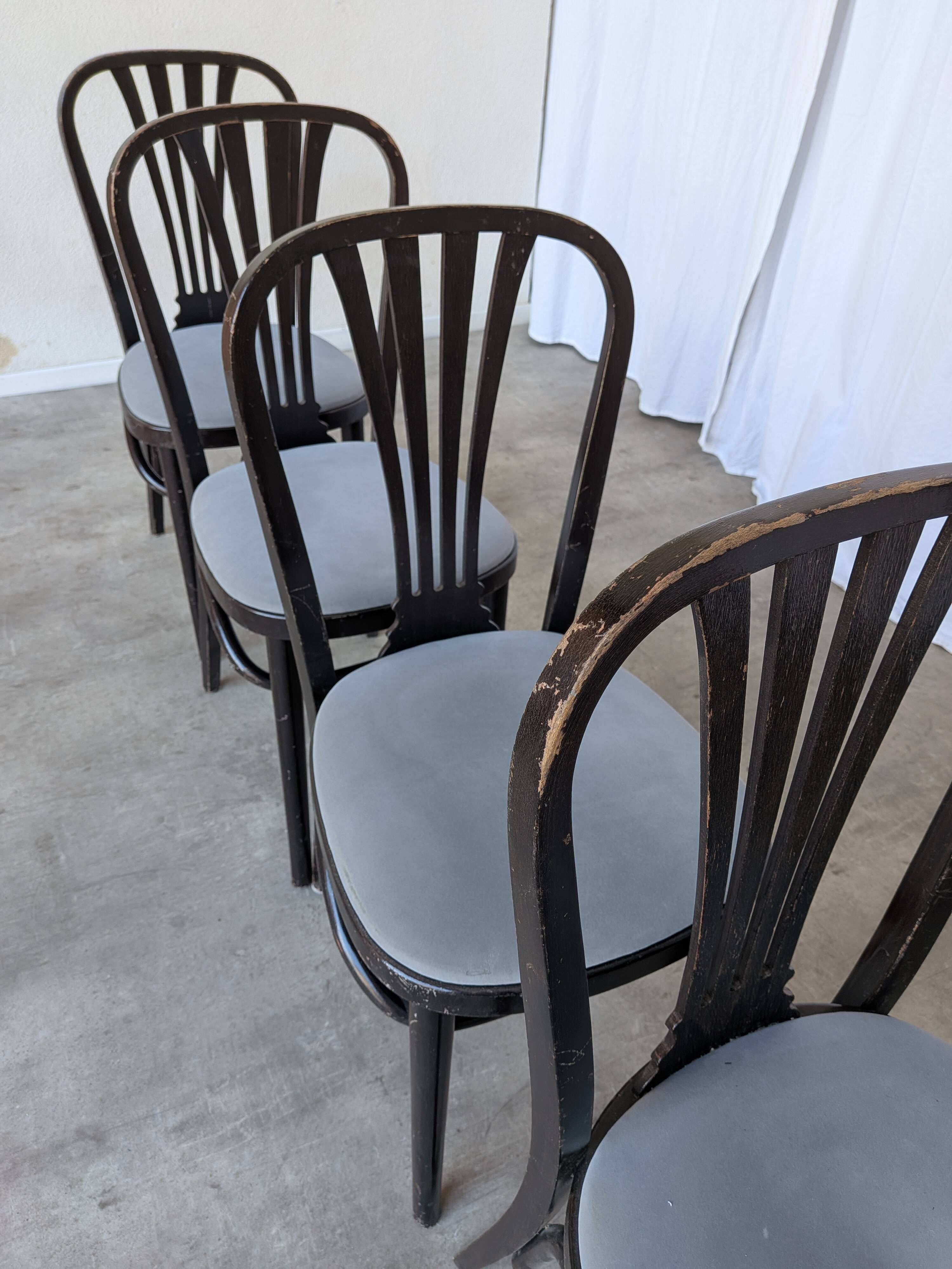 Chaises de salle à manger STOL Kamnik vintage : ensemble de 4 des années 1970, style moderne du milieu du siècle.