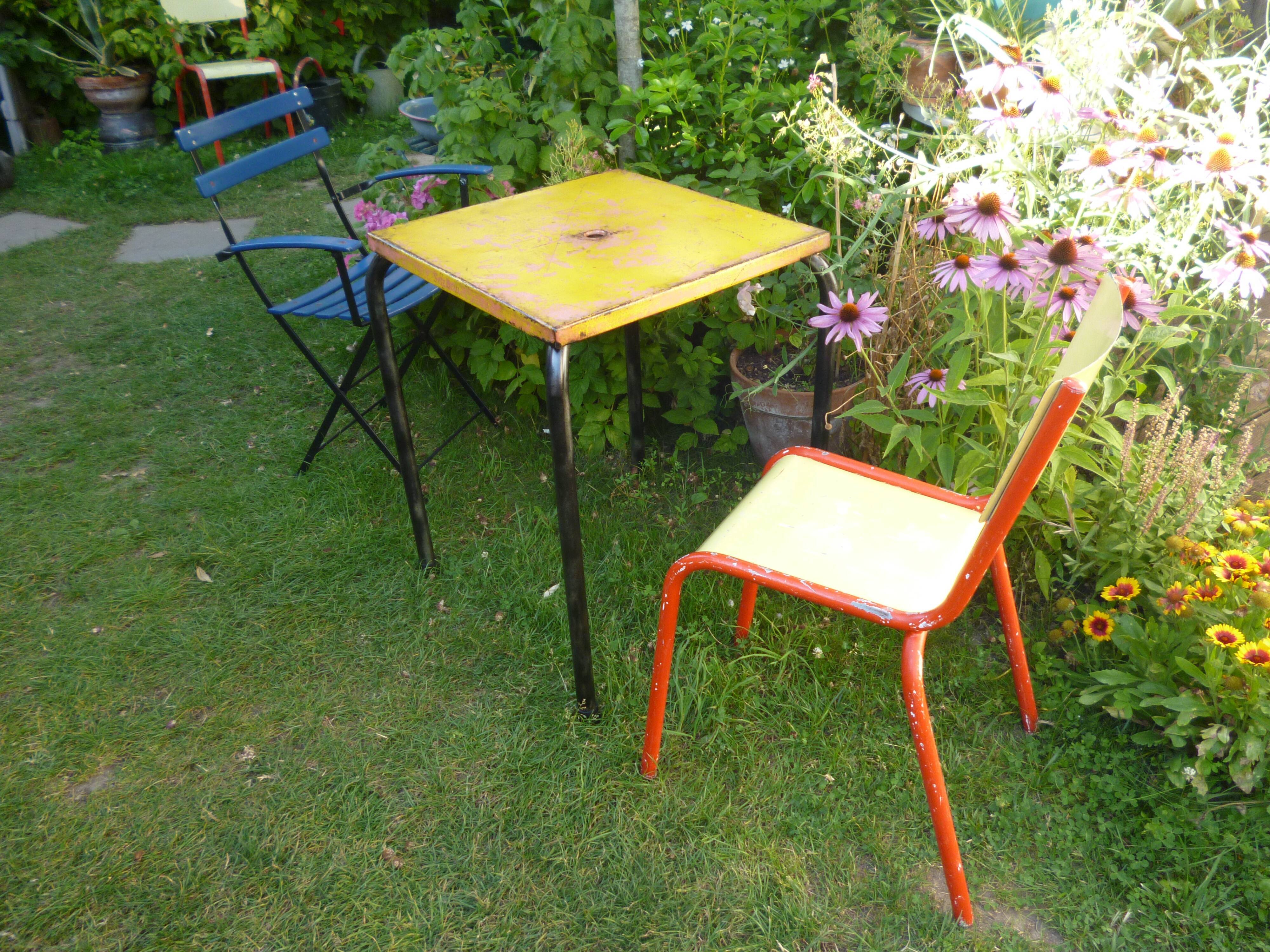 Industrial design table metal Tolix