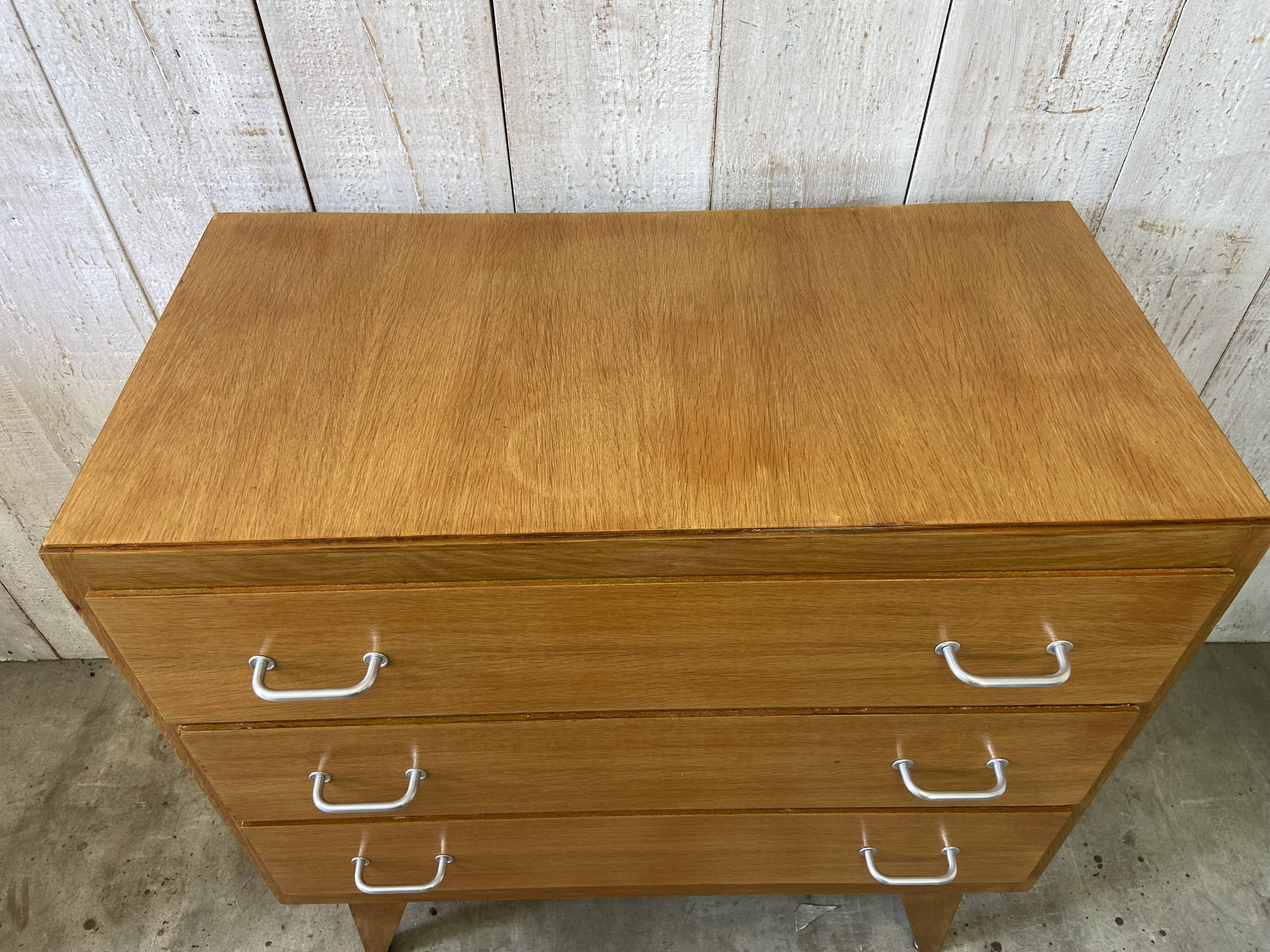 Vintage chest of drawers