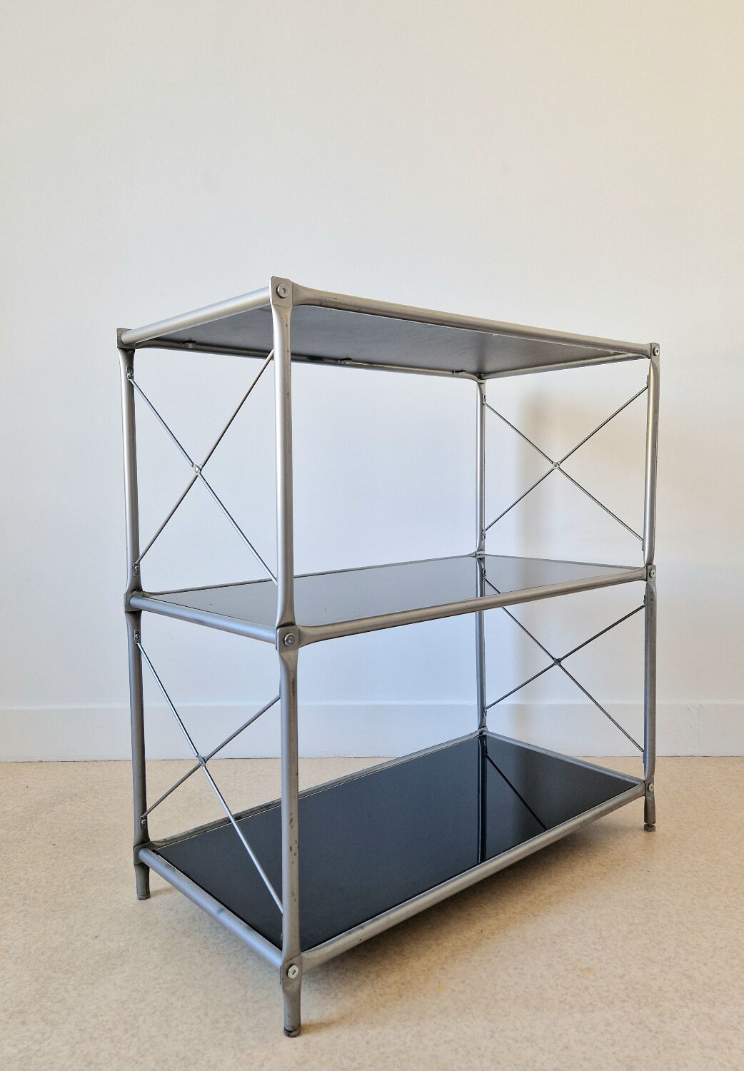 Étagère métal et verre