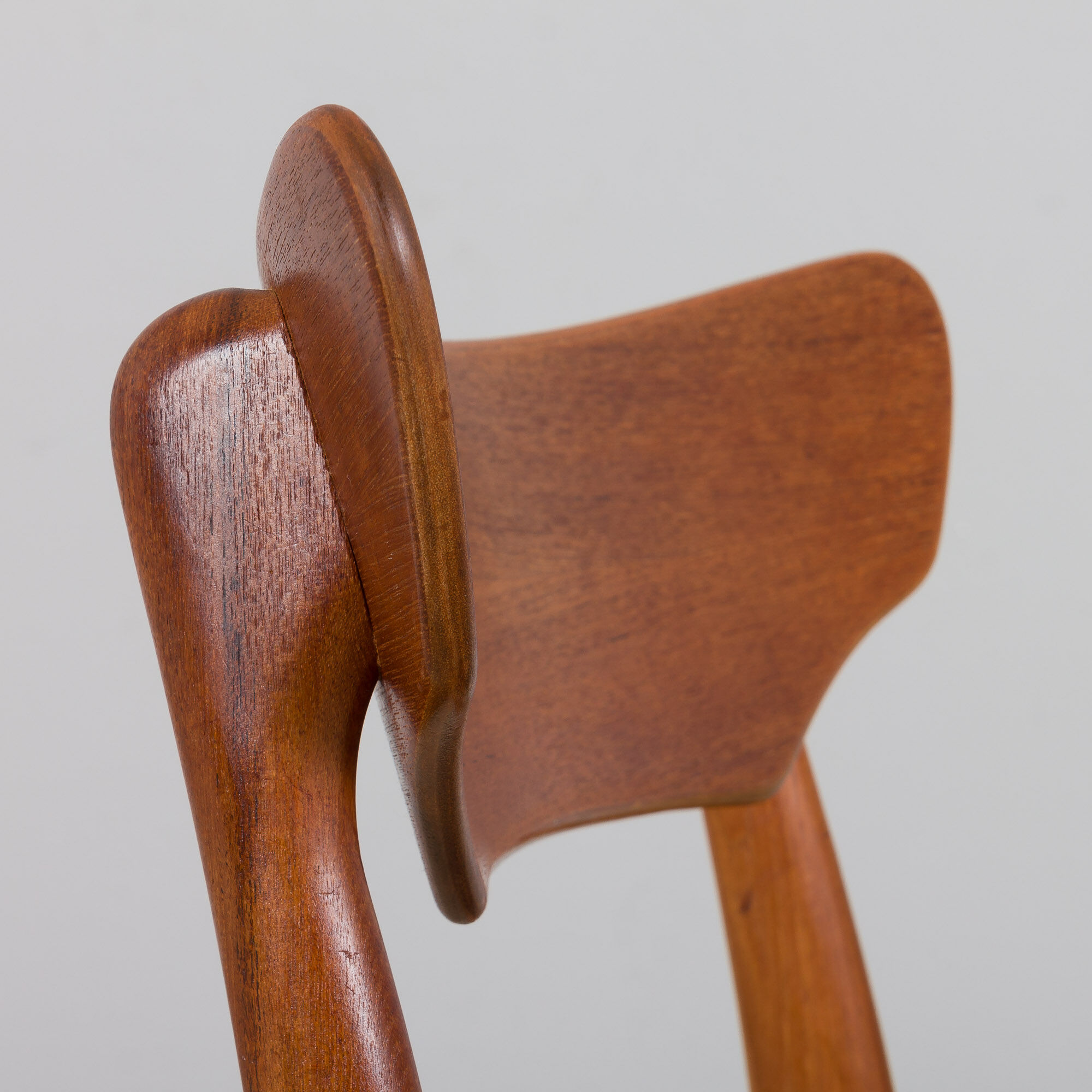 Set of 4 Schønning & Elgaards Danish teak chairs in gray wool upholstery