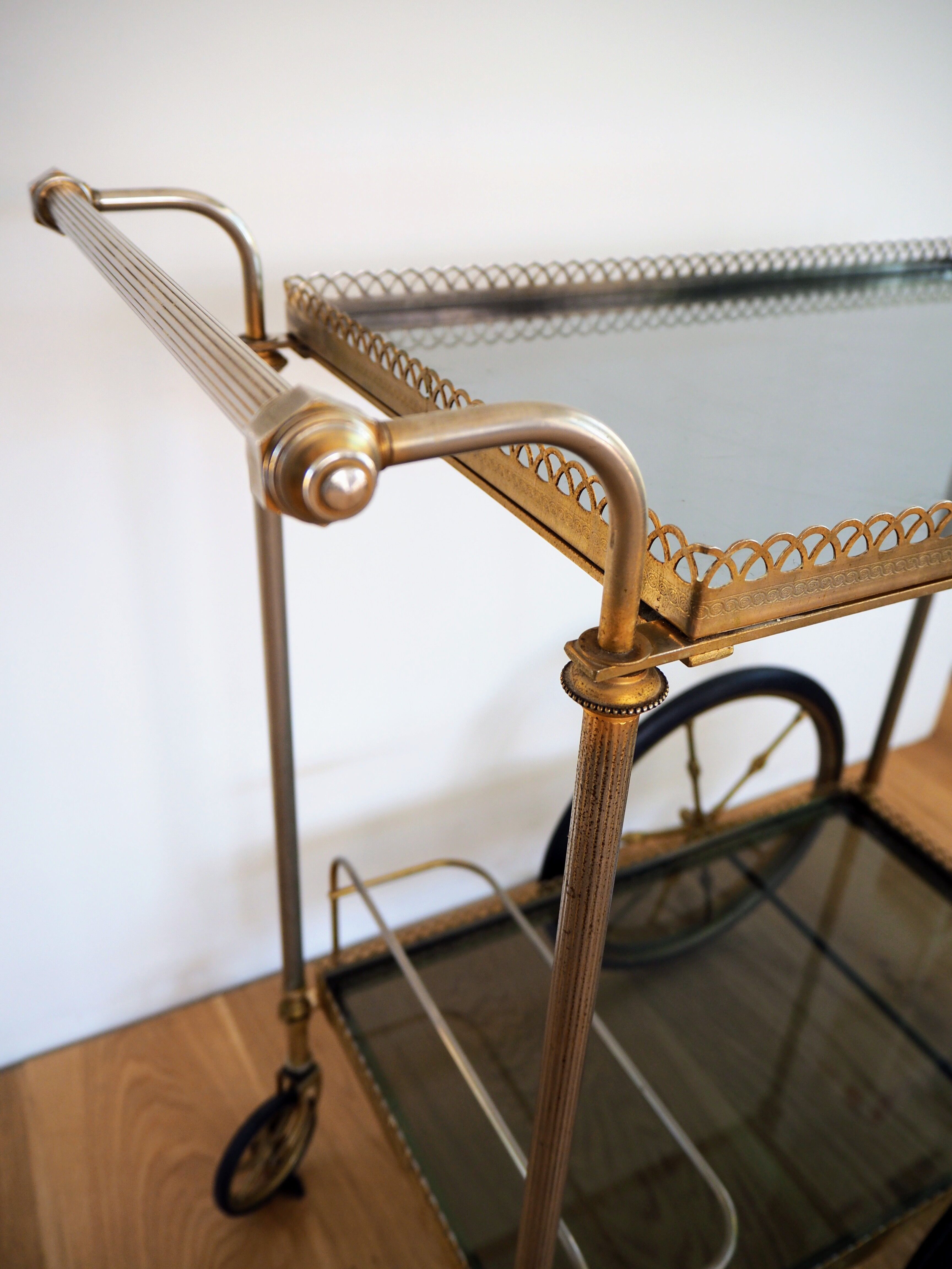 Vintage rolling service