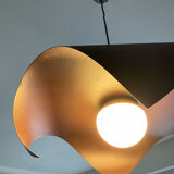 Design suspension in folded metal