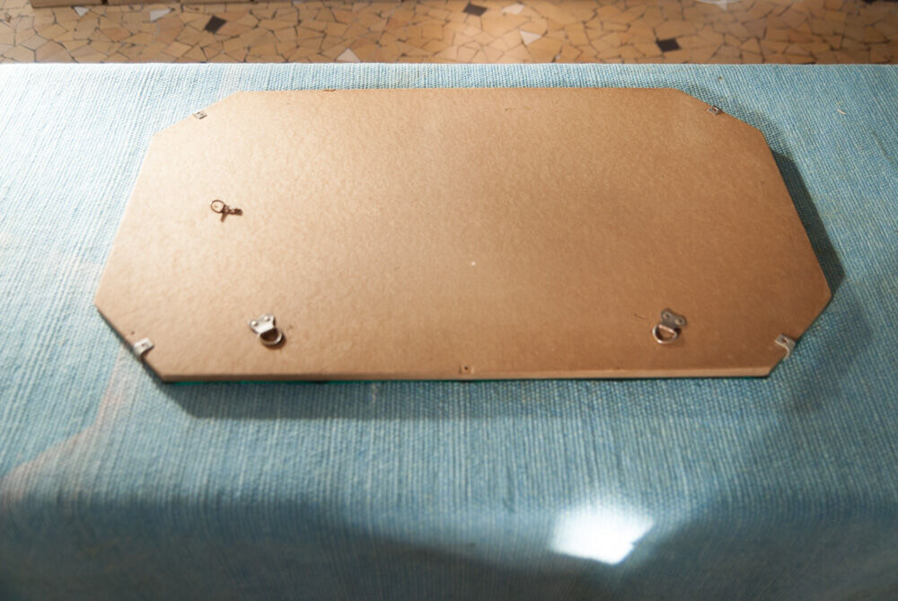 Bevelled mirror 30s - 69x41cm