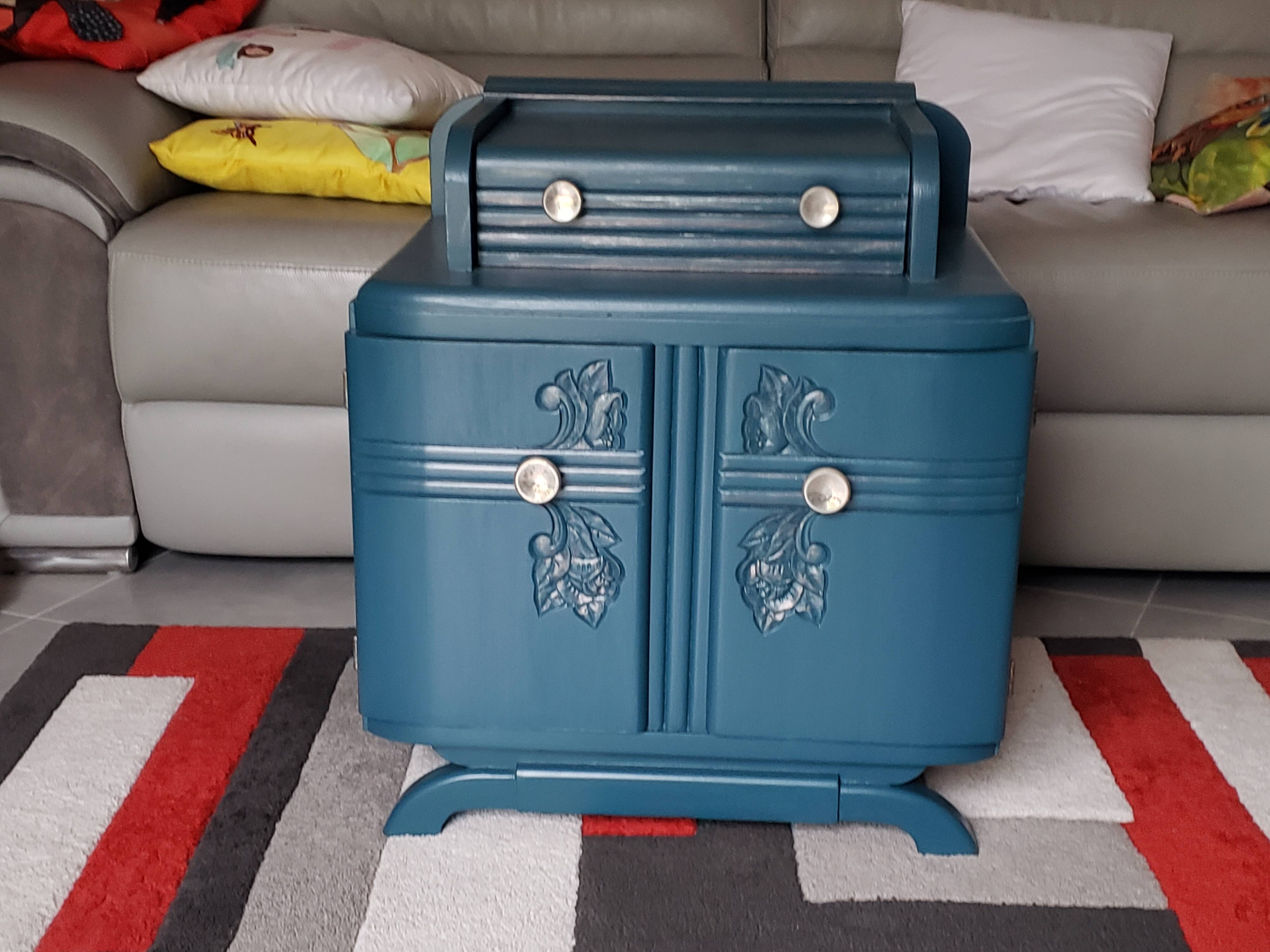 Vintage dressing table and bedside table