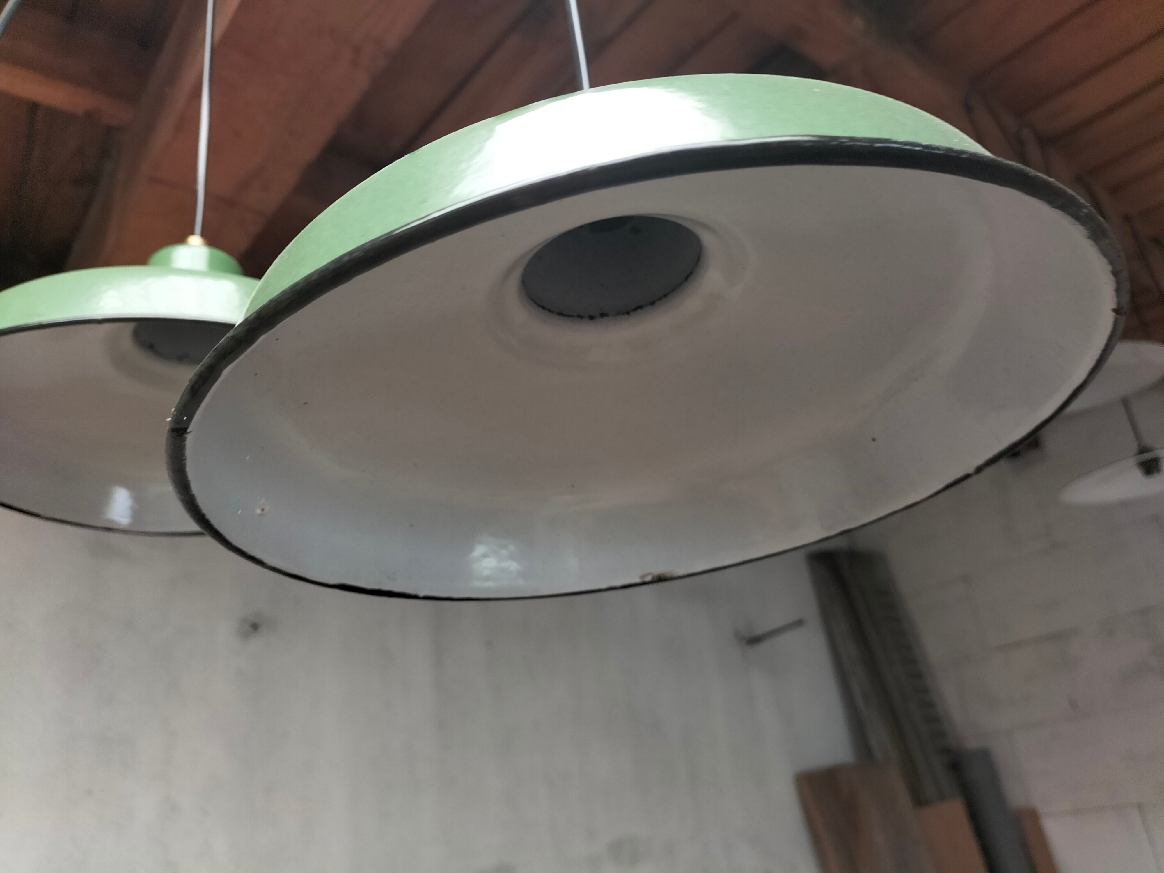 Paire de lampes industrielles