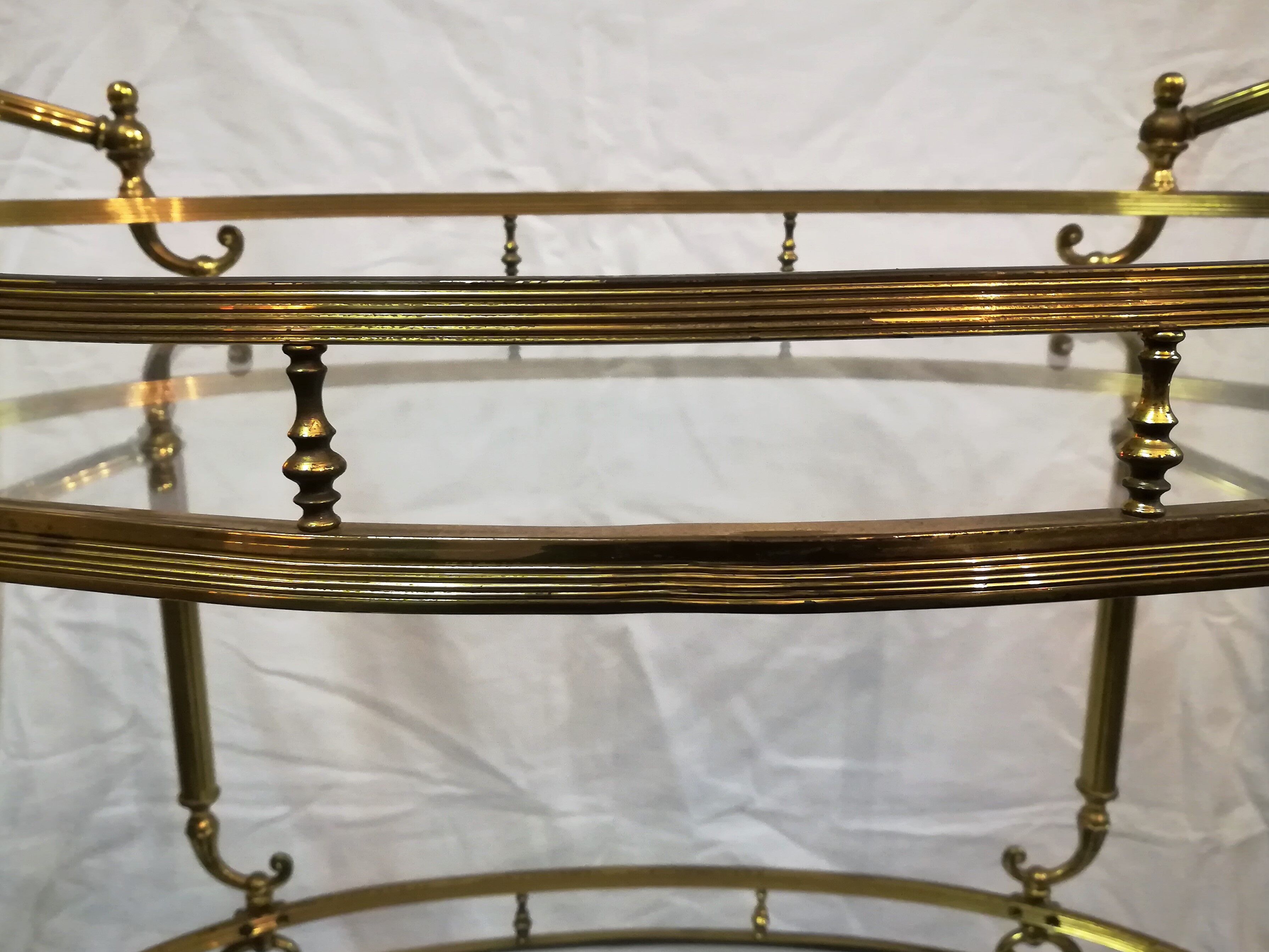 Brass rolling dessert