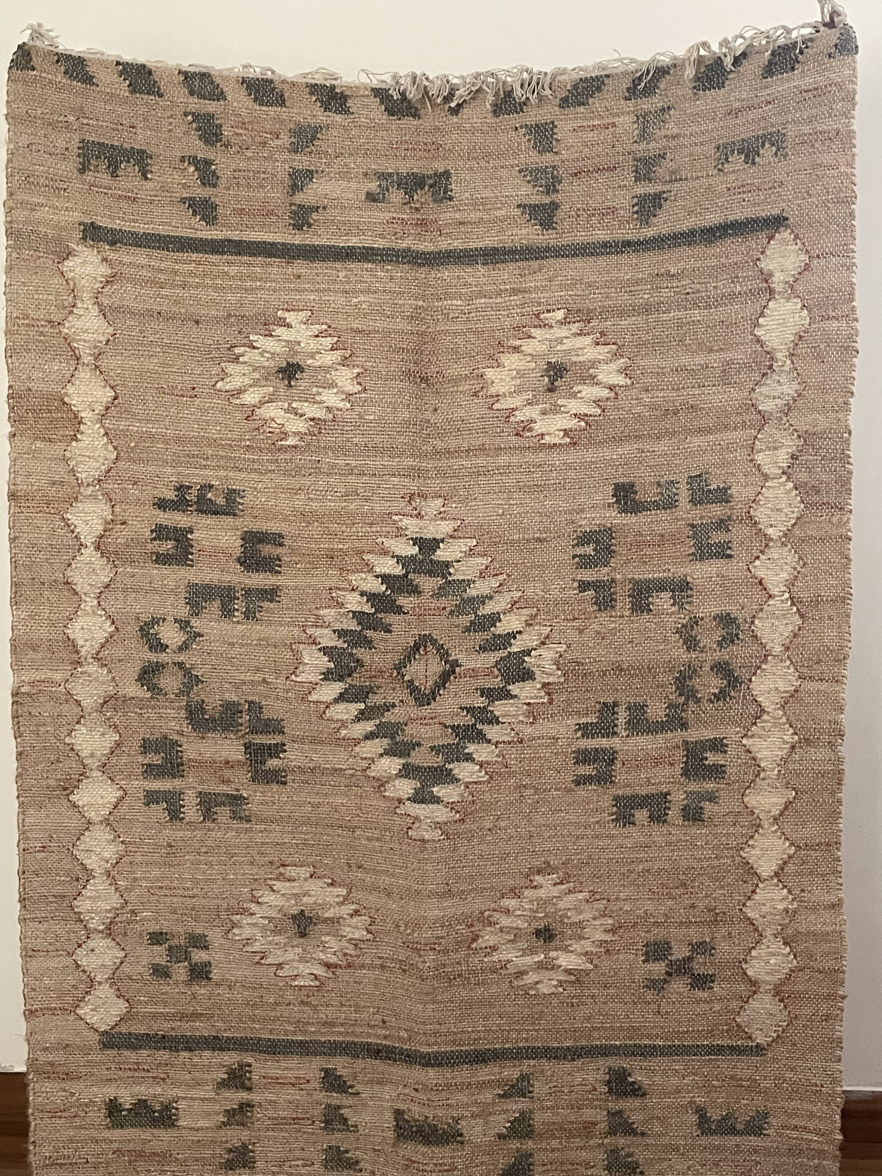 Tapis kilim tissé à la main