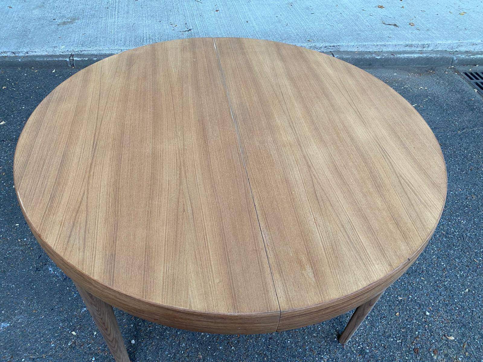 Authentic Scandinavian round table BAUMANN stripped in raw teak 1960