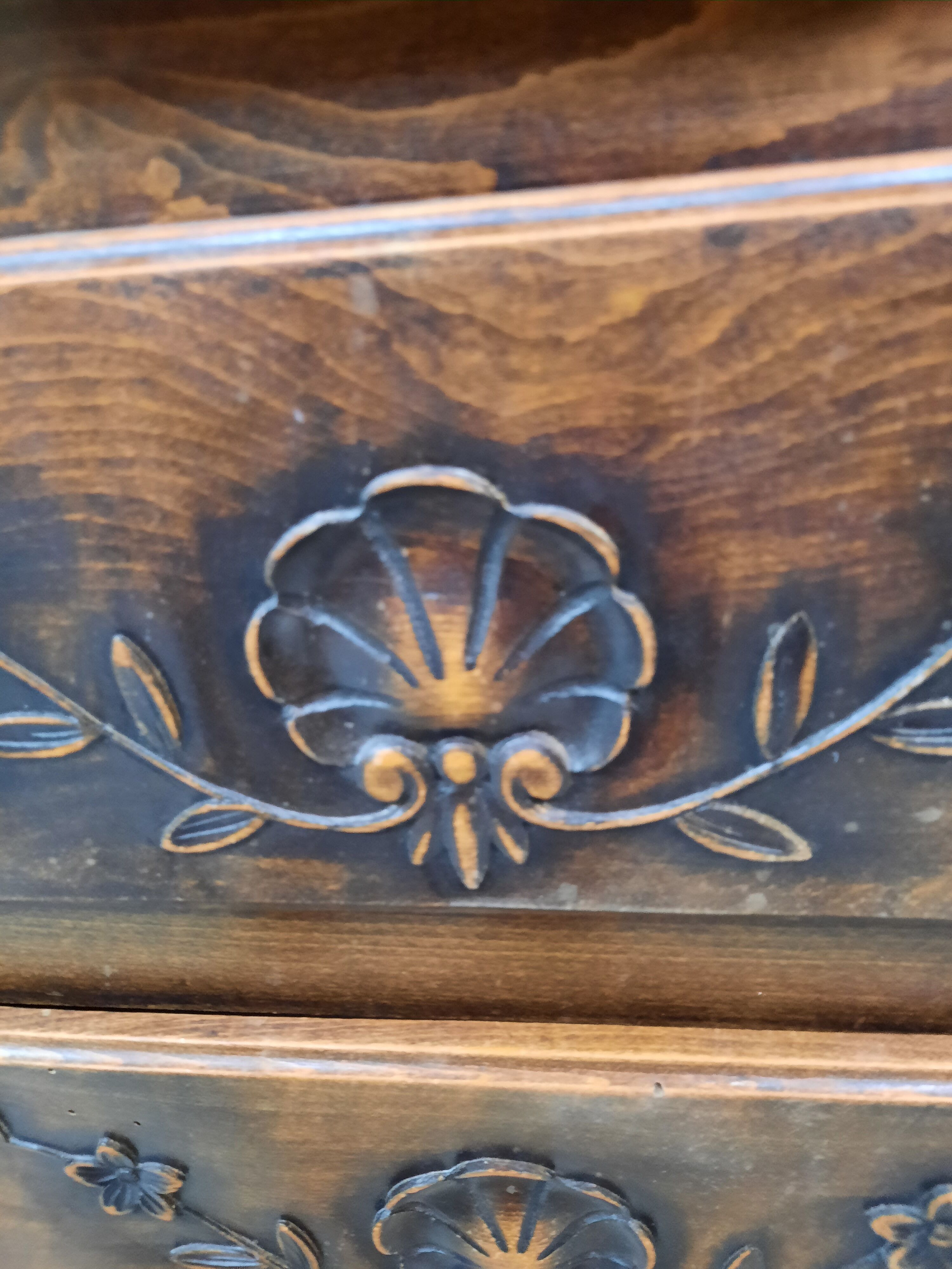 Rustic neo-wooden oak commodity with 2 torroirs