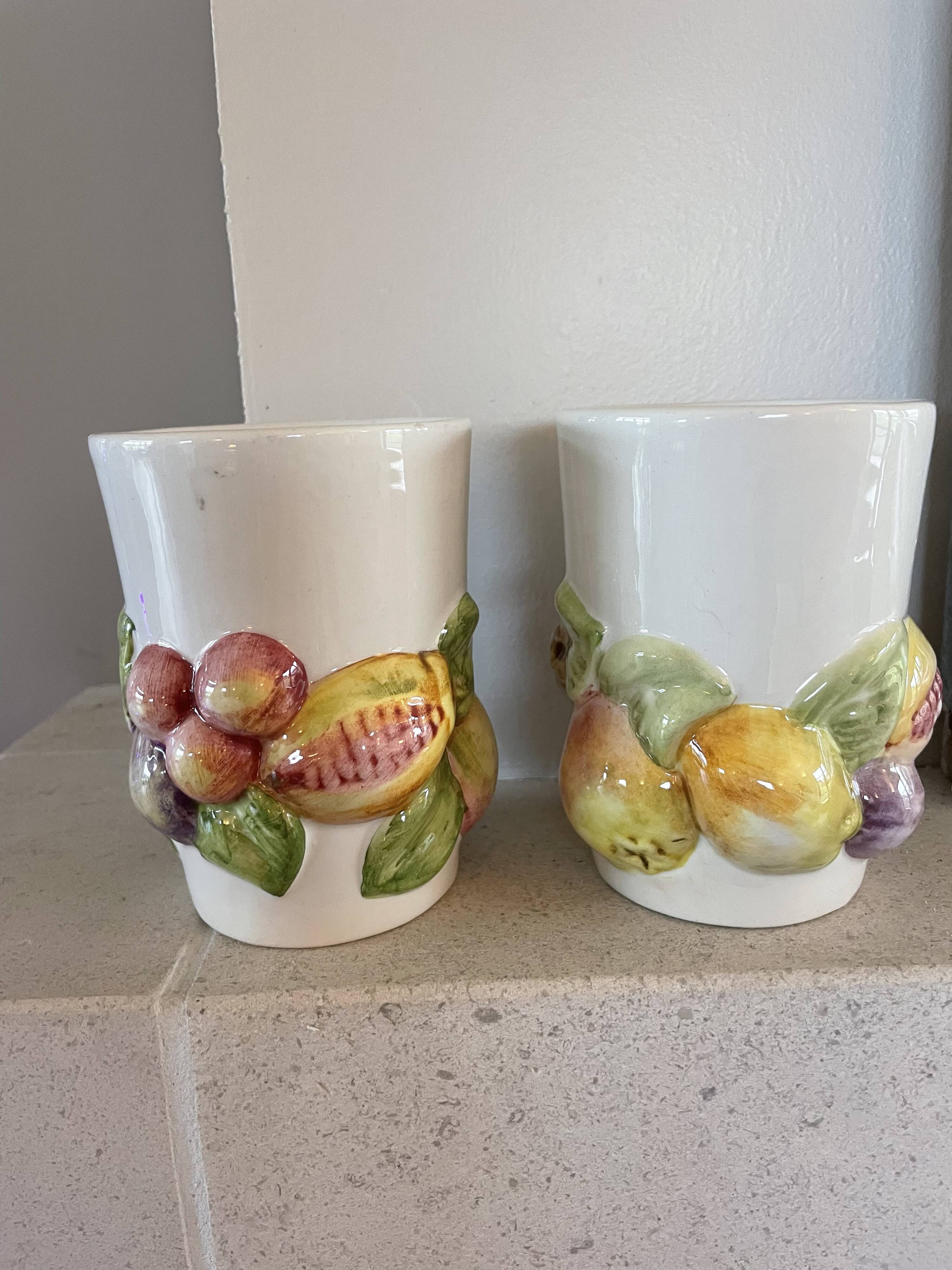 Set of 2 large Chaumette barbotine mugs.