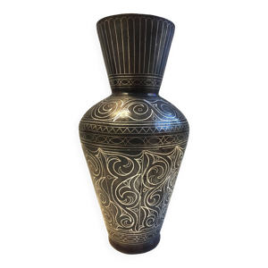 ancien Vase en Acier
