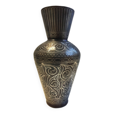 Ancien Vase en Acier Damasquiné d'Argent Style Indo-Persan Travail Marocain