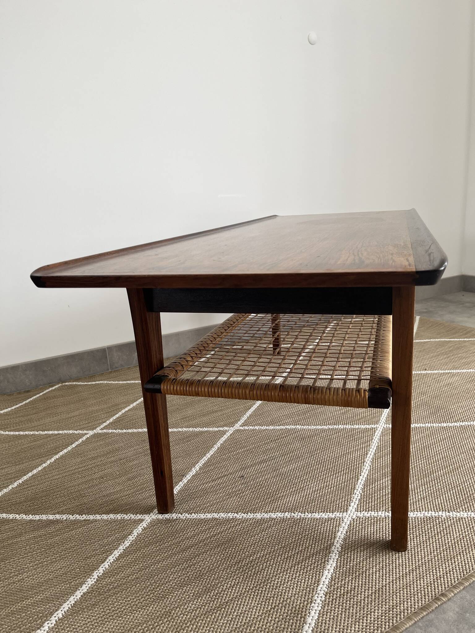 Table basse scandinave en palissandre , circa 1950:60'
