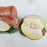 Salt shaker and pepper shaker