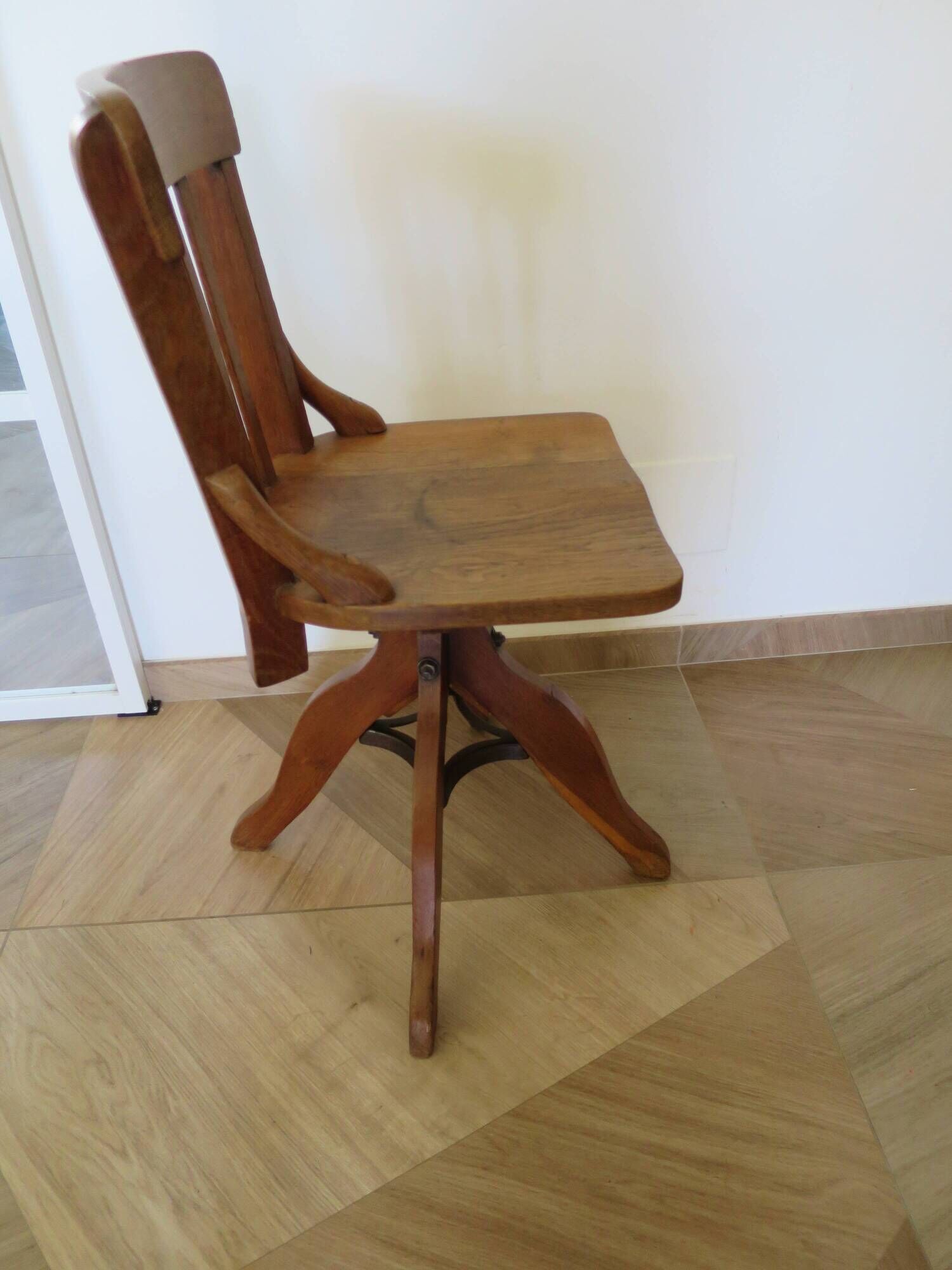 Rare American office chair - wooden - swivel - 50s/60s - child