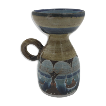 Vase en céramique signé