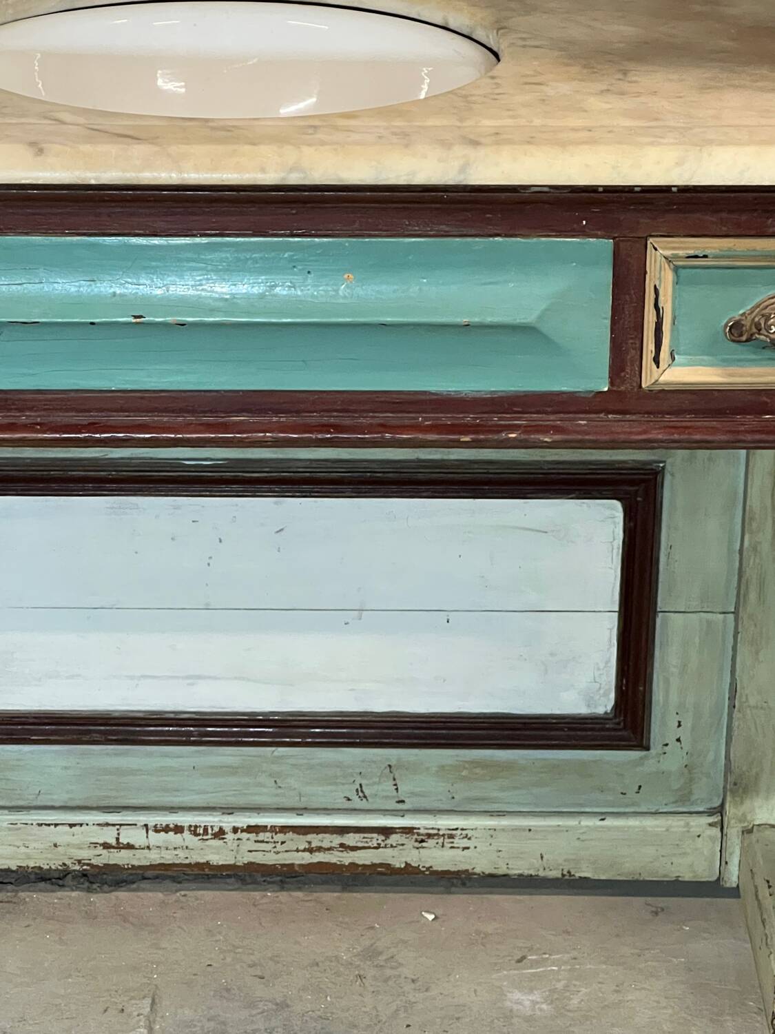 Antique hairdresser's-barber's furniture