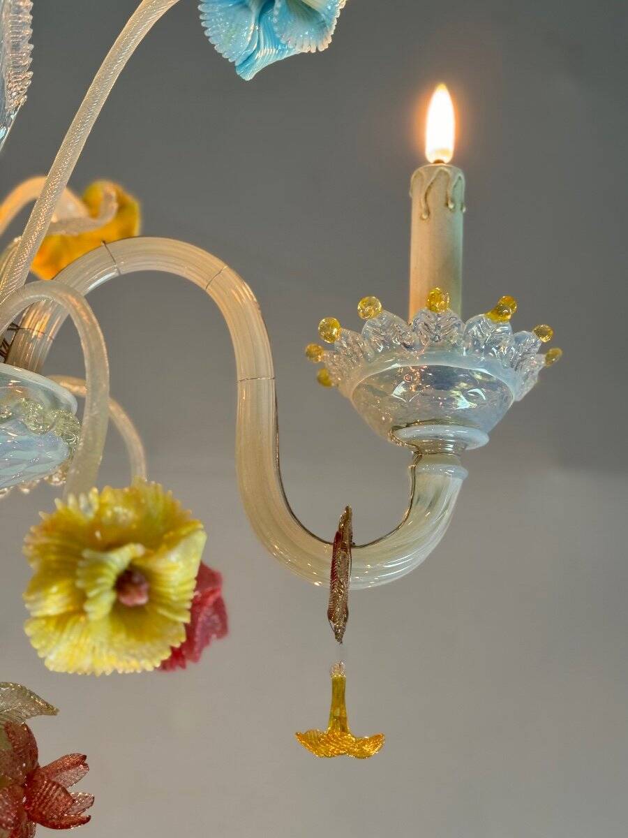 Venetian chandelier in multi-colored Murano glass, 11 light arms on two levels circa 1880