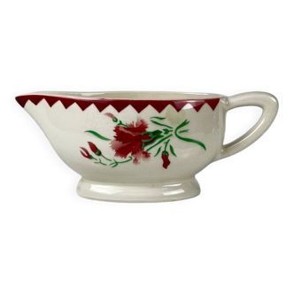 Sarreguemines "Oeillet" Sauceboat, 1920-50