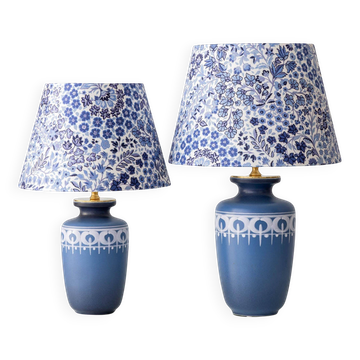 Paire de lampes de table en céramique néerlandaises du milieu du siècle moderne avec nouveaux abat-jours Liberty