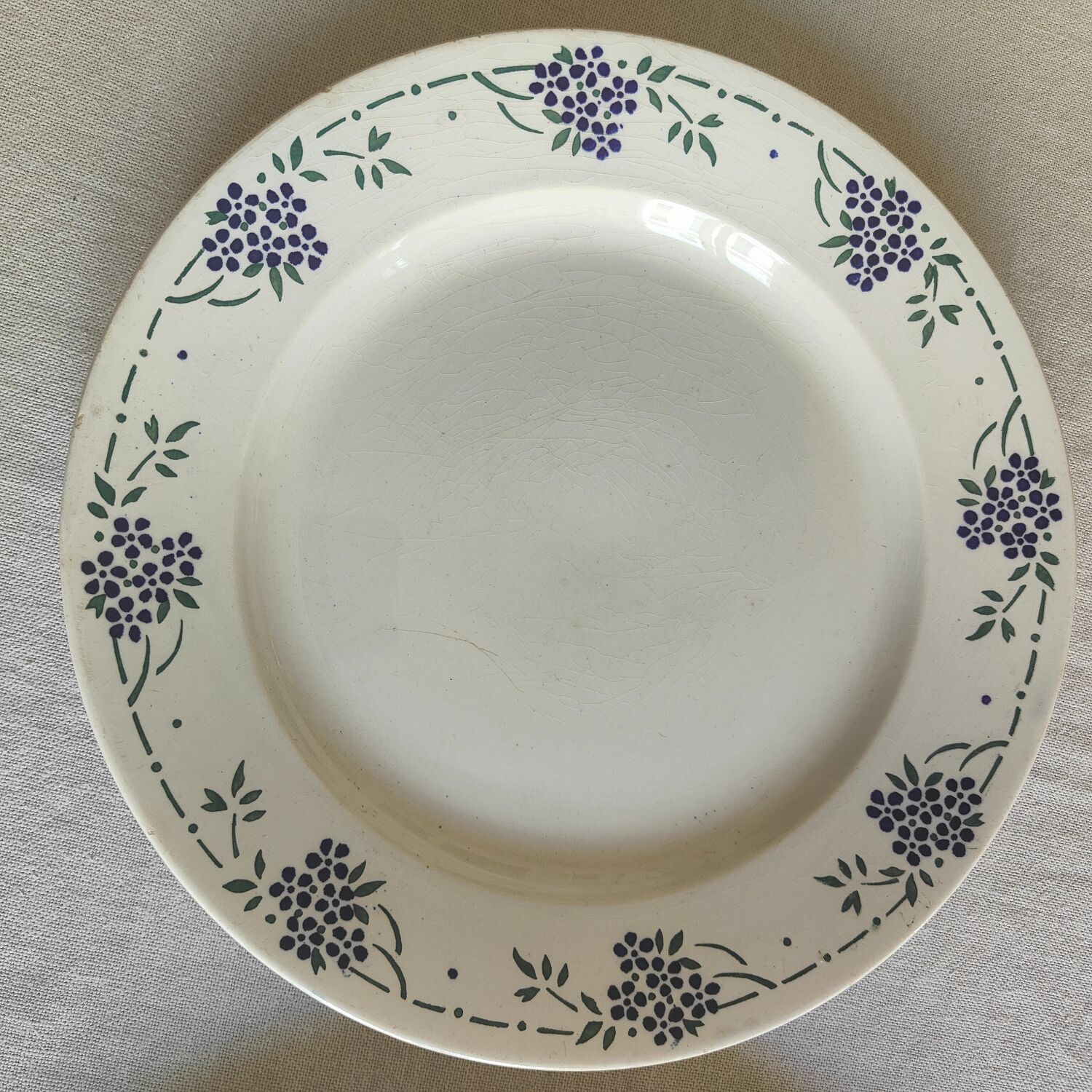 Plat rond plat porcelaine de Gien
