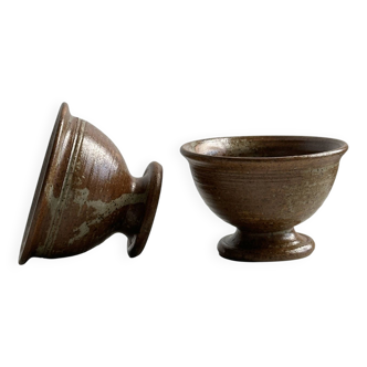 2 small ramekins and bowls in pyrite stoneware.