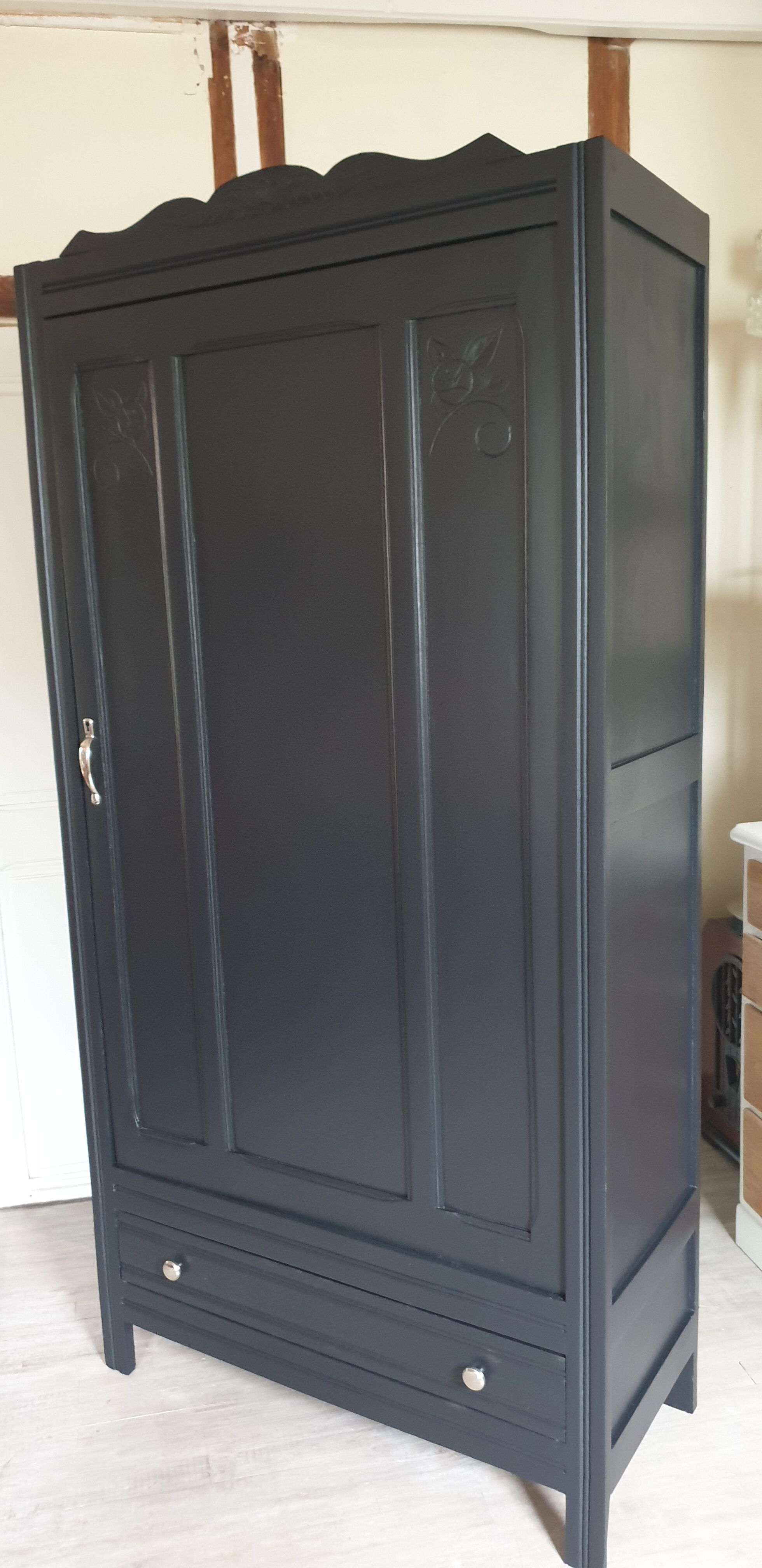 Black parisian wardrobe