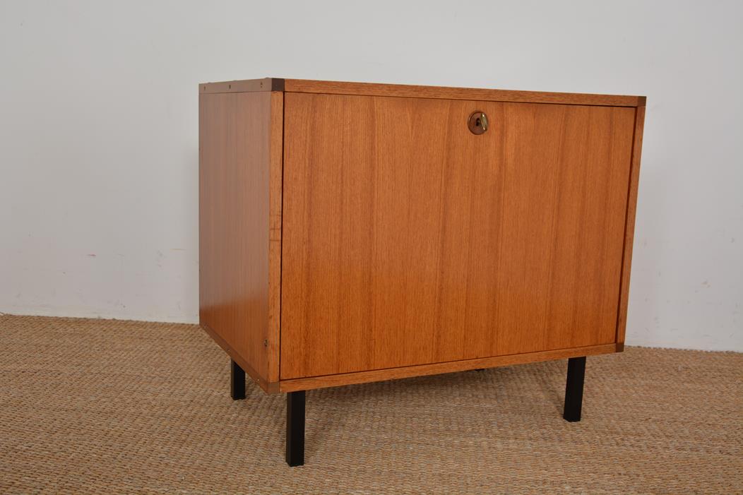 Meuble ARP vintage datant des années 50
