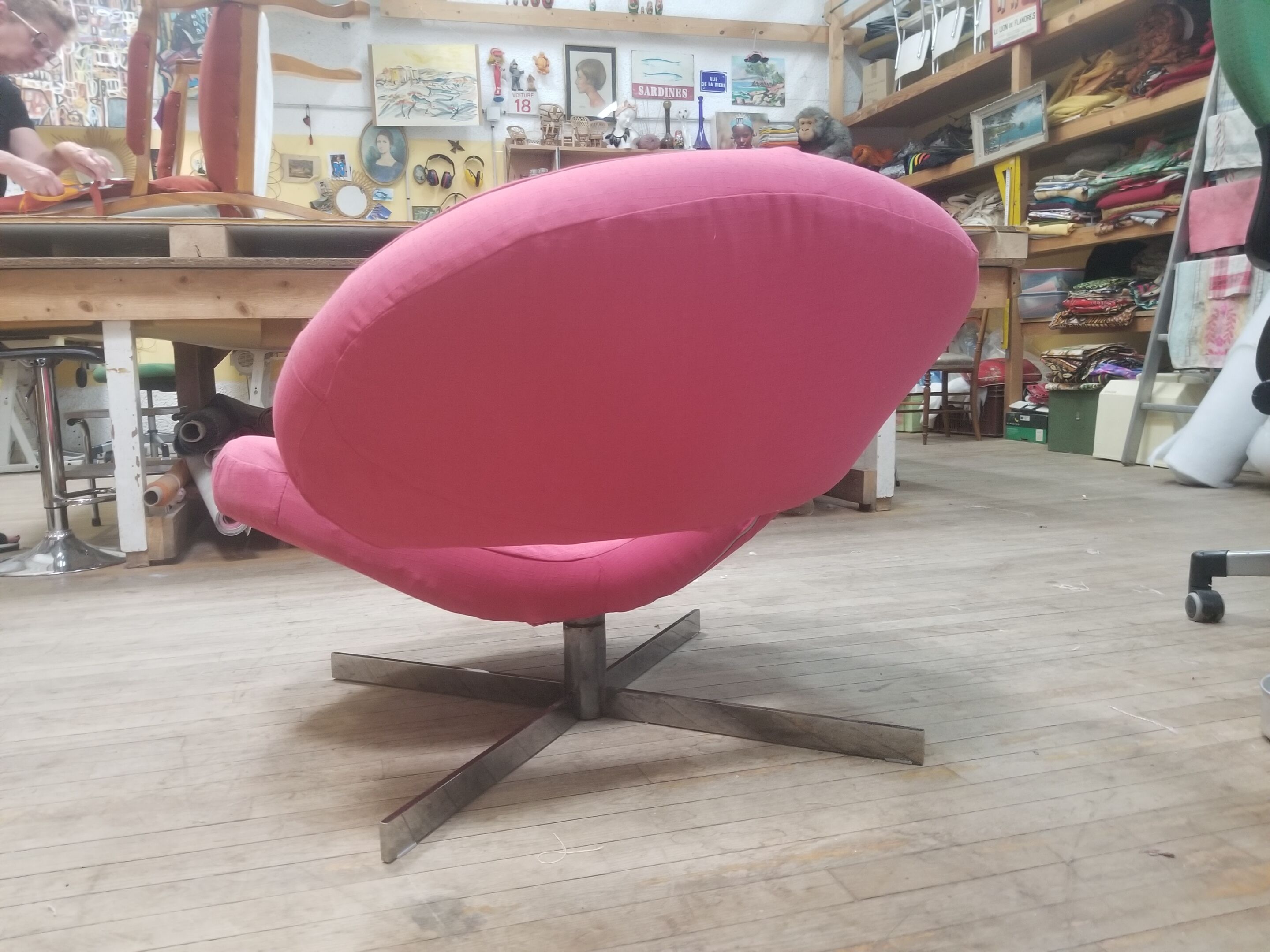 Fauteuil pivotant Nuage par Roberto Tapinassi et Maurizio Manzoni pour Roche Bobois - années 90