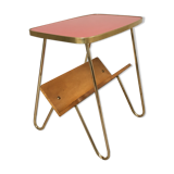 Side table wears 1950s design review