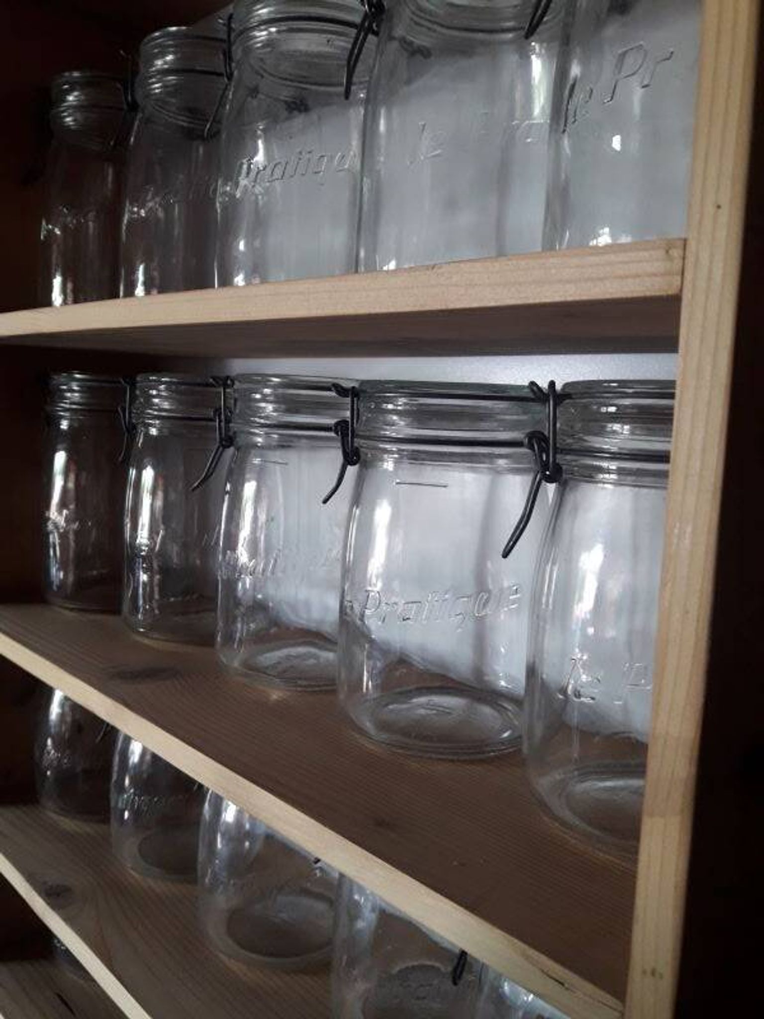 Spice shelves L1.6mxH79cm