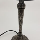 Bedside lamp in silver regulé rose decoration