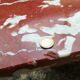 Table basse en marbre rouge