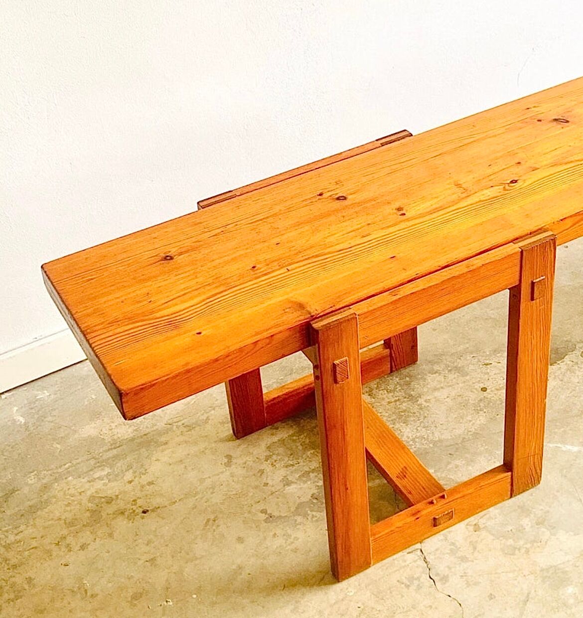 Edvin Helseth pine bench model Trybo, for the Trysil ski resort, Norway, 1964