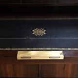 Small Rosewood Display Cabinet – Part 2 of the 19th Century