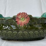 Vallauris-style dabbling gardener