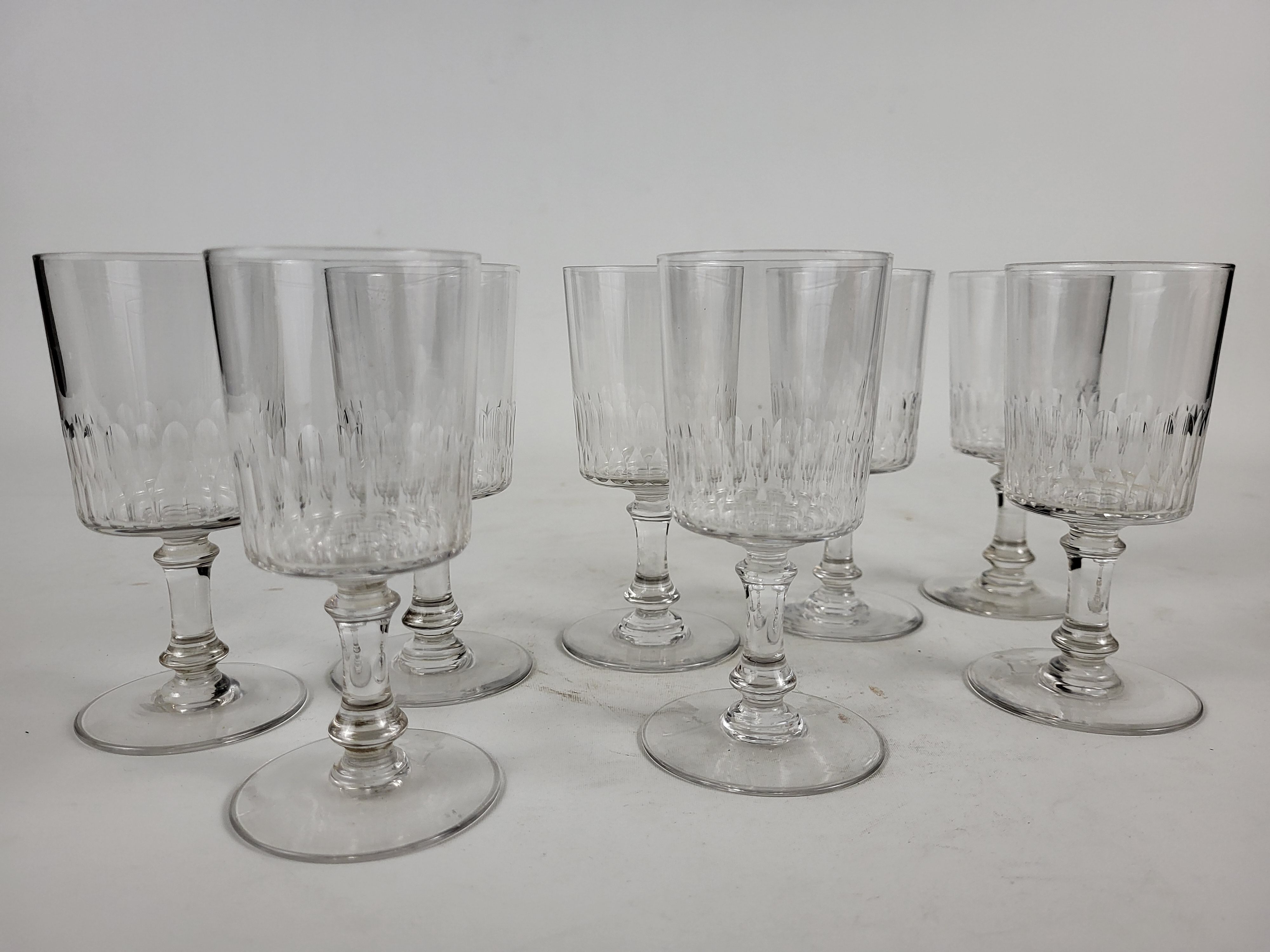 Set of 8 crystal wine glasses XIXth