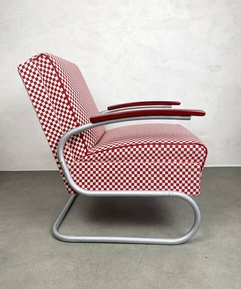Thonet S-411 Armchair "Red & White"