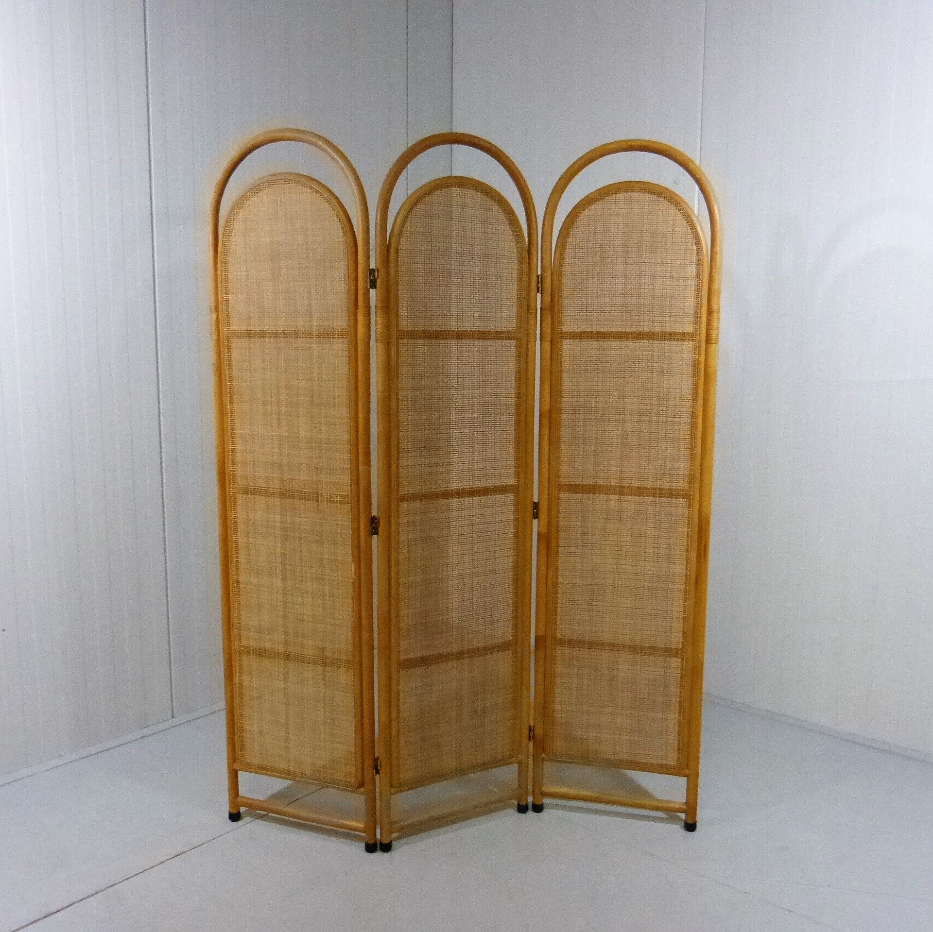 Rattan & wicker folding screen, 1980’s