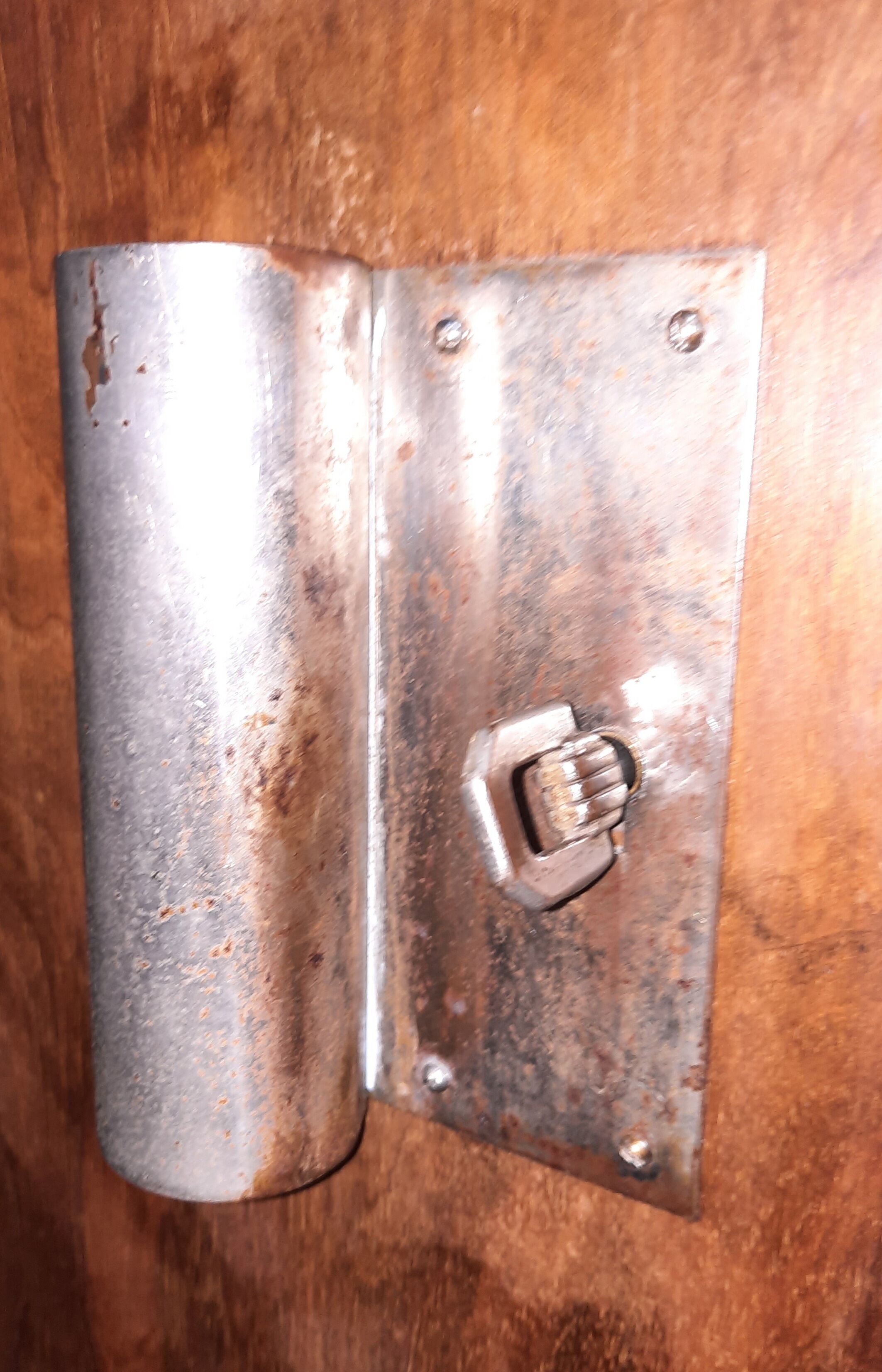 Art deco storage unit