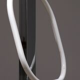 Italian Design Coat rack with white marble base and chrome uprights, 1970
