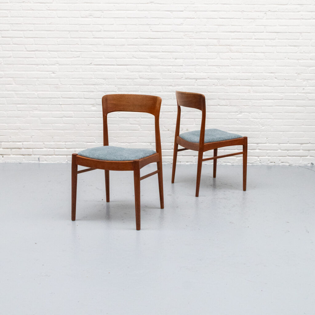 Set of 4 Henning Kjaernulf dining chairs