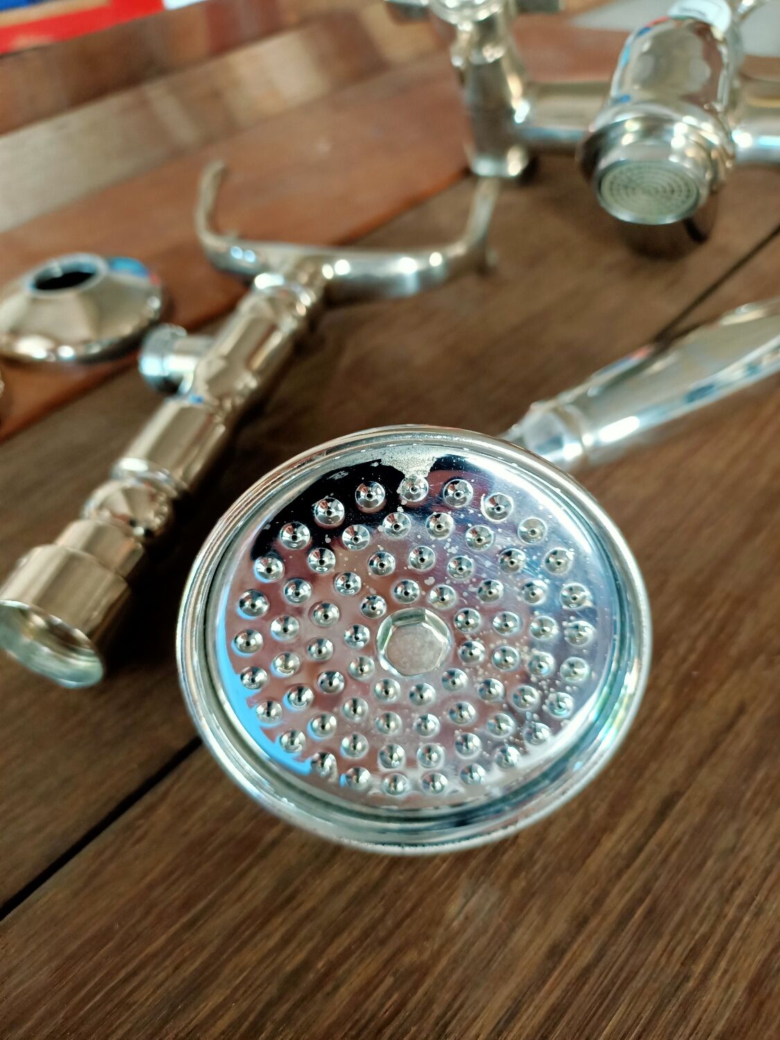 Old-fashioned bathtub faucet