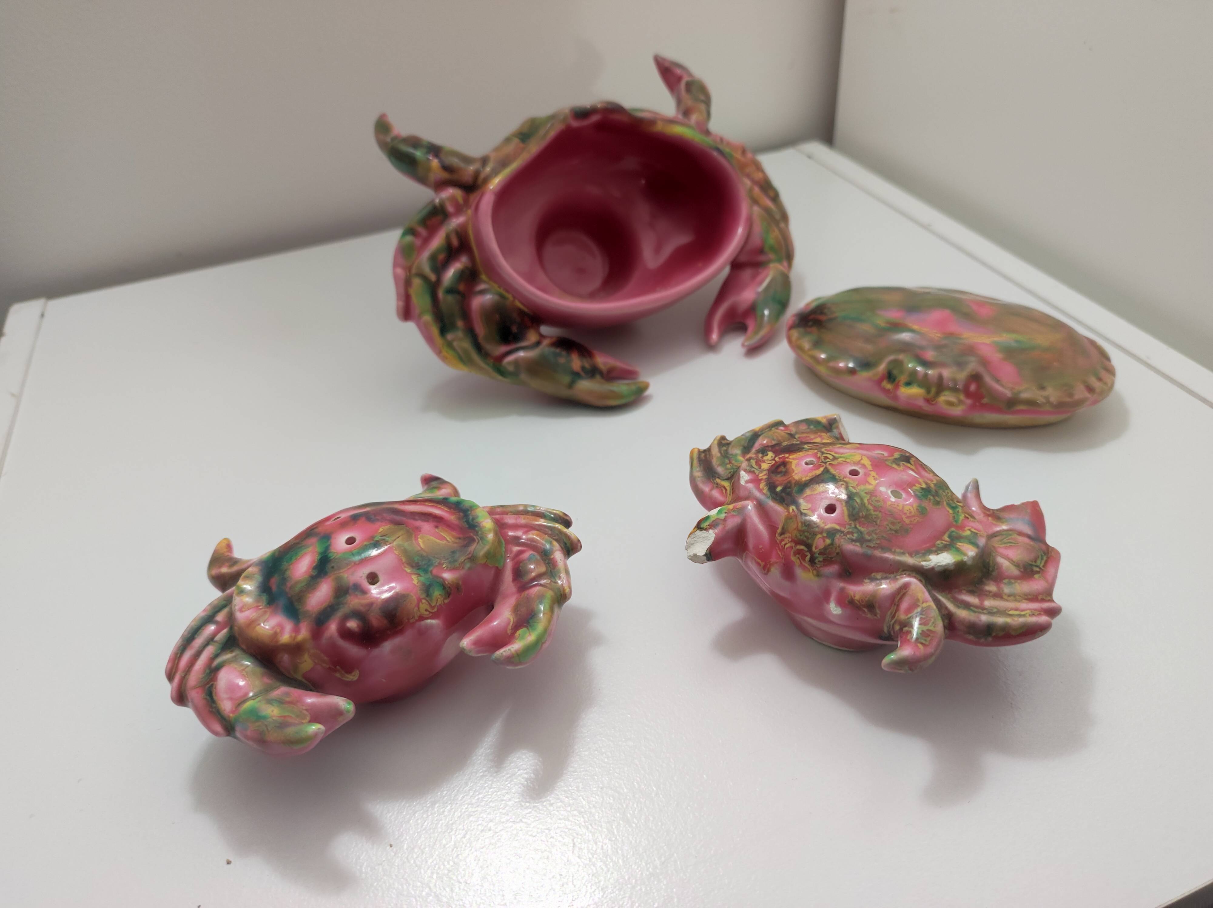 Display pepper shaker mustard crab vintage ceramic