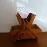 Worker to lay vintage wood