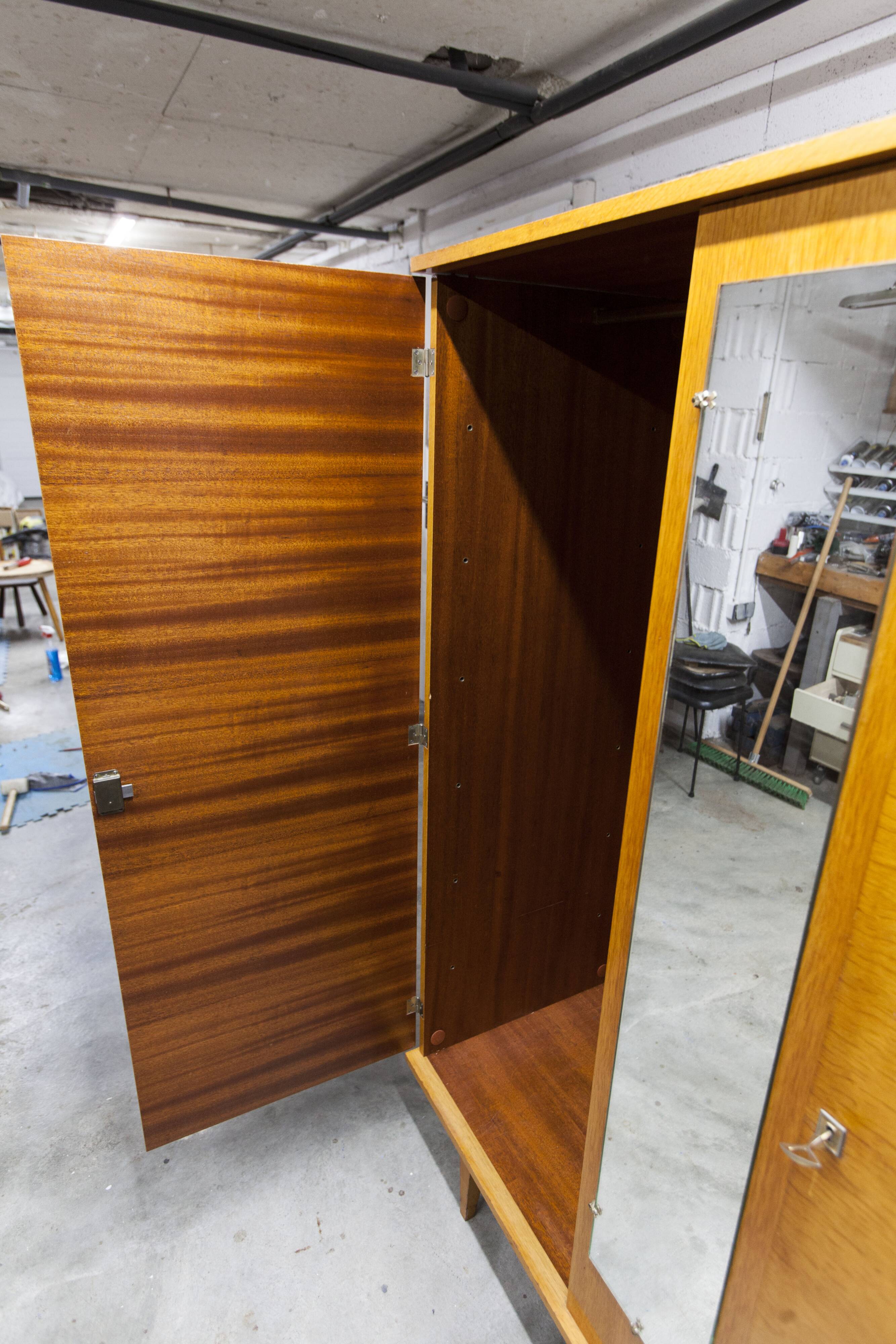 1970 Scandinavian wardrobe with shelves and mirror, 21x126, 2 doors.