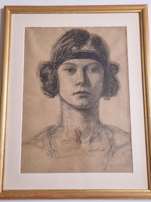 Portrait féminin Art Déco au fusain Paris vers 1921-1927, encadré