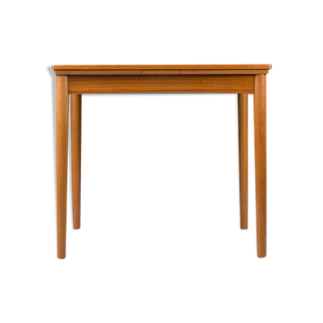 Table d’appoint extensible et réversible en teck danois modèle 28 par Poul Hundevad pour Hundevad & Co., années 1960